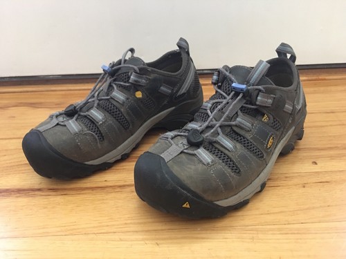 black keen work shoes