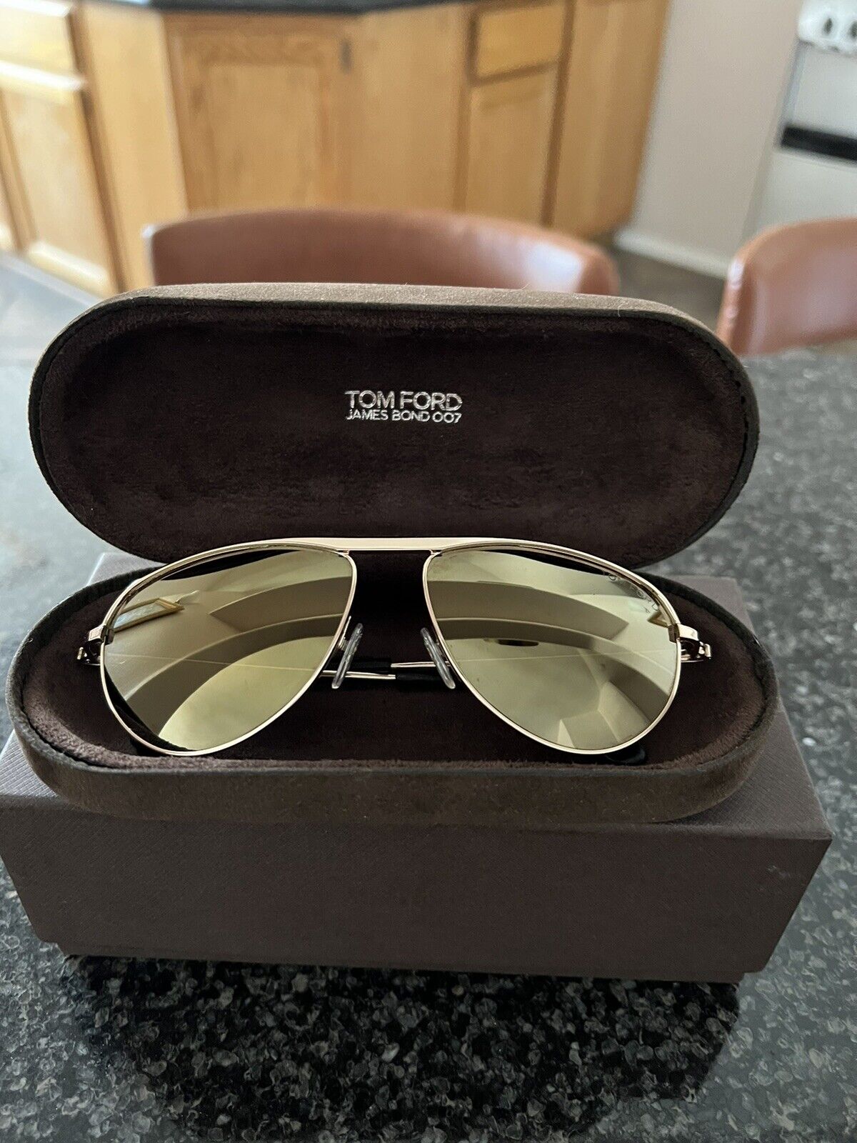 TOM FORD James Bond 007 TF108 19V サングラス | hartwellspremium.com