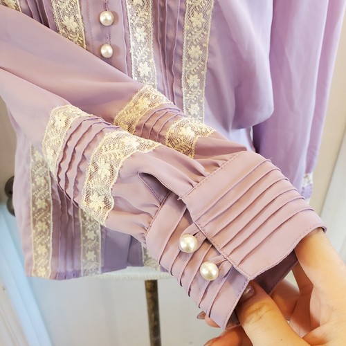 Blusa Secretaria Vintage Lila Púrpura Transparente Manga Larga Encaje Perlas Talla Mediana - Imagen 8 de 11