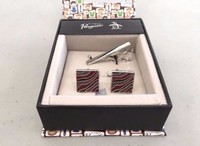 Original Penguin By Munsingwear Red Cuff Links & Tie Pin Sets In Gift Box 1760 Original Penguin By Munsingwear Red Cuff Links & Tie Pin Sets In Gift Box 1760