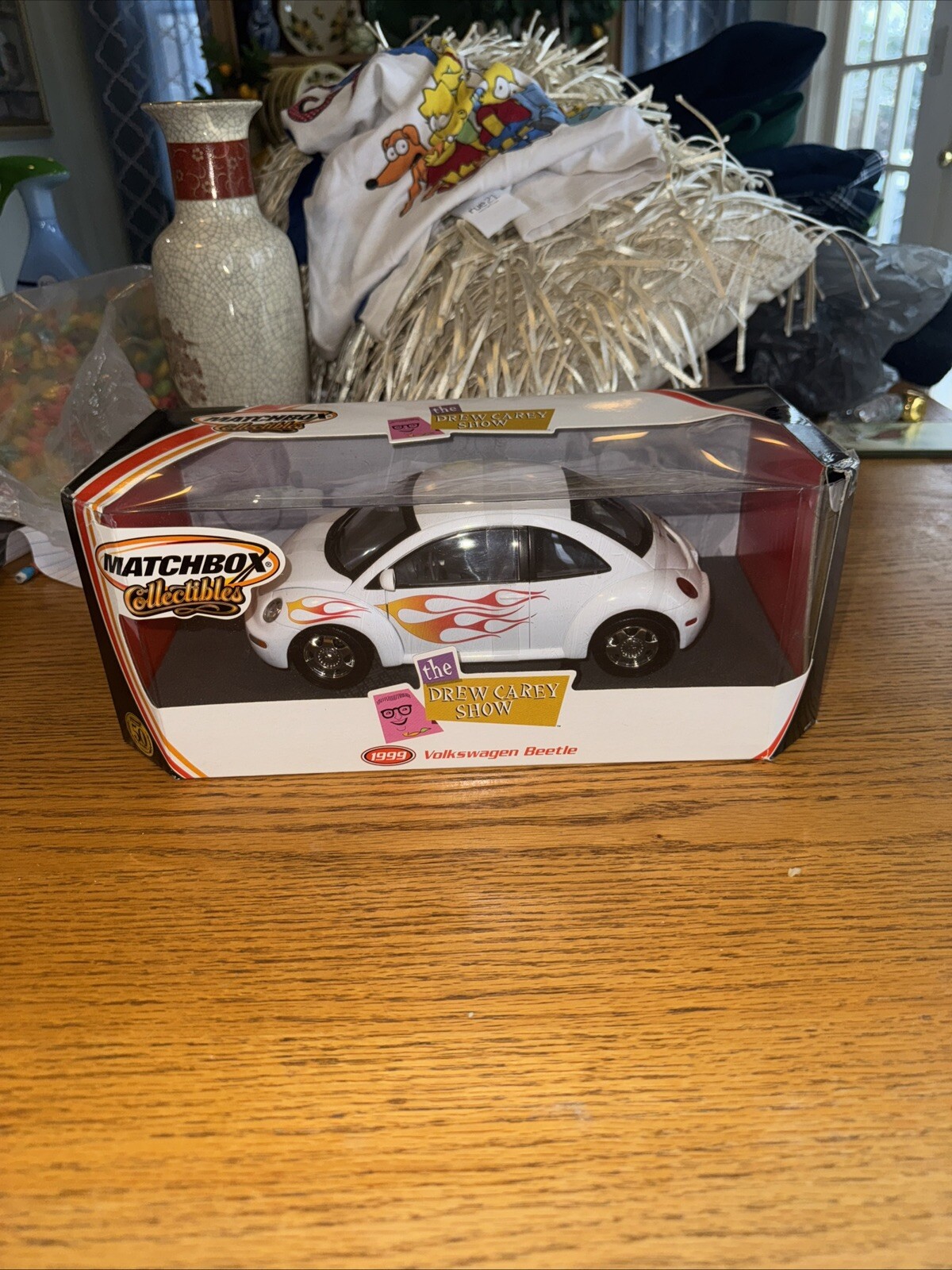 Matchbox Collectibles The Drew Carey Show 1999 Volkswagen Beetle diecast 1/18