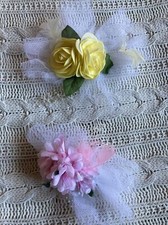 2 Vintage Fascinators Hair pieces yellow rose pink daisy white mesh hair comb