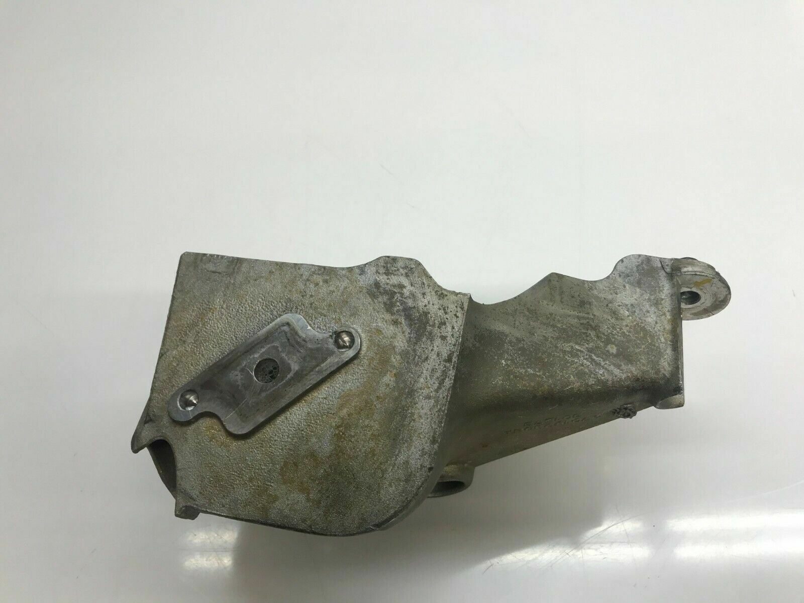LAMBORGHINI AVENTADOR RIGHT SIDE ENGINE MOUNT SUPPORT BRACKET OEM 470199308A