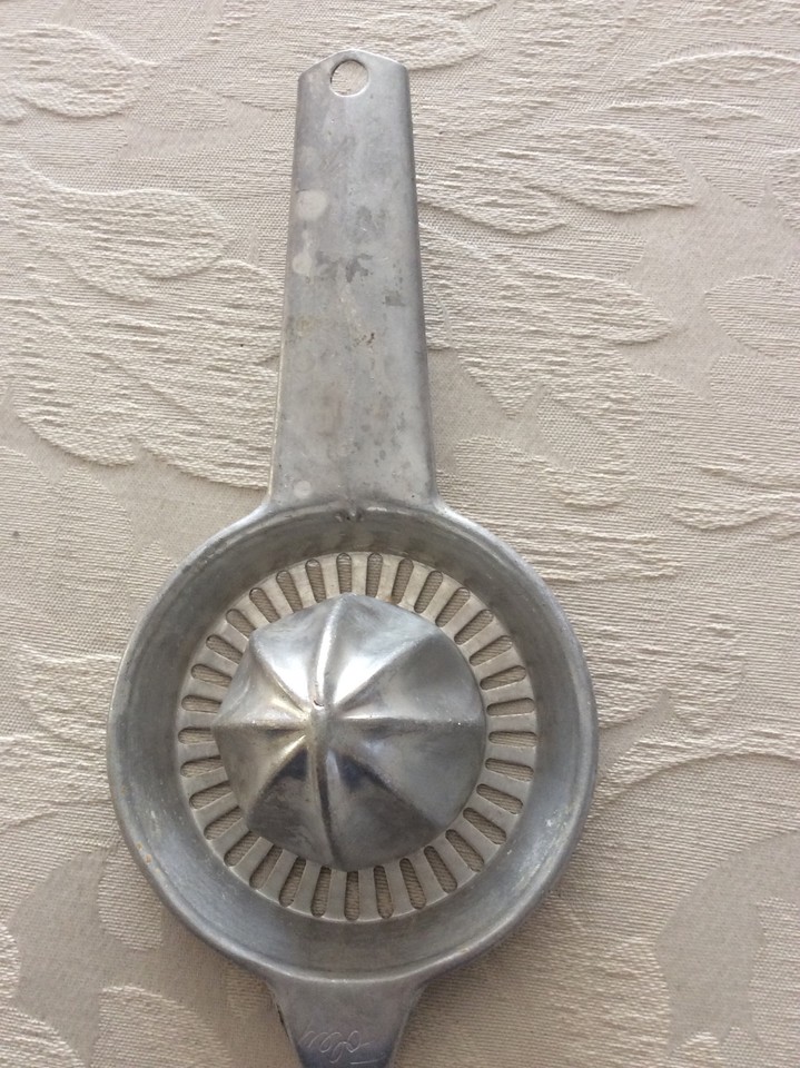 Presse-Agrumes Manuel Vintage En Aluminium Foley - Pour Citrons, Oranges - Occasion