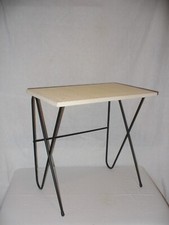 TABLE BASSE D'APPOINT ère Guariche - design 50