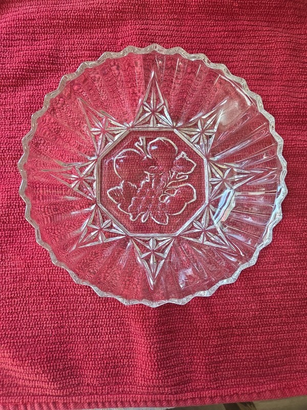 Vintage Federal Pioneer Glass Fruit Clear Salad Plate Ruffled Edges SO19