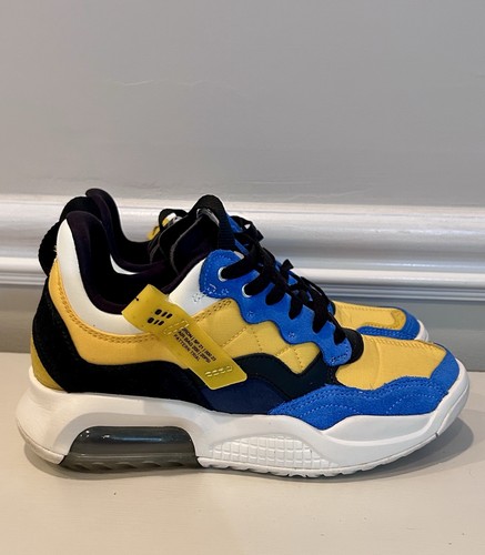Jordan MA2 Low University Gold CW6594-700 Kids Size 6Y - Afbeelding 9 van 19