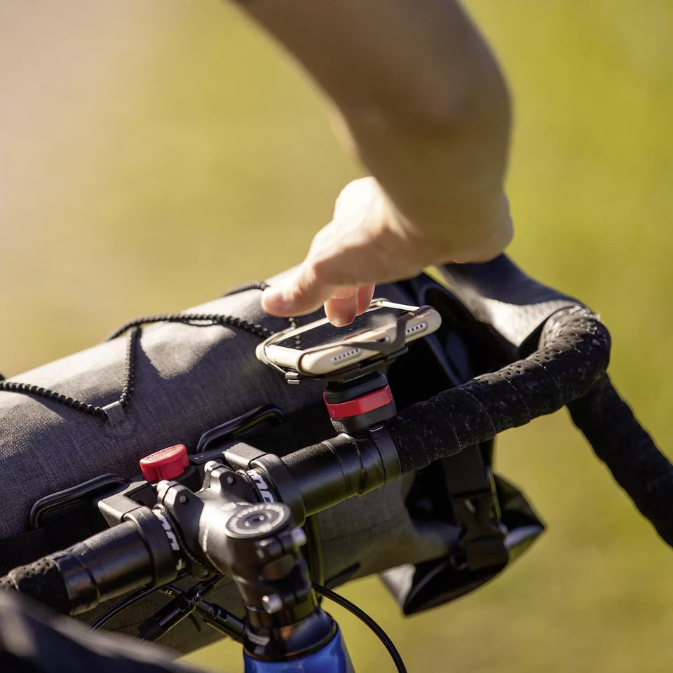 KLICKfix Phonepad Quad Mini – Universelle Smartphone-Halterung, 360° drehbar - Bild 2 von 4