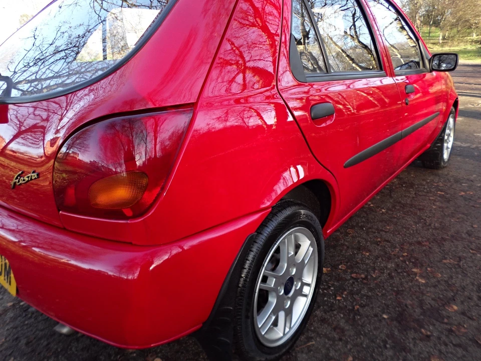 1998 ford fiesta 1.8 diesel LX  Absolutely Immaculate classic, Barn find 18k Mls - Image 4 of 4