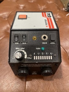 NORMAN 404 Strobe Lighting System Unit Only Working