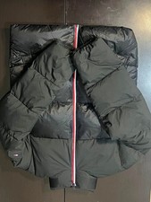 Tommy Hilfiger Men?s Black Puffer Jacket Full Zip Polyester Logo XS