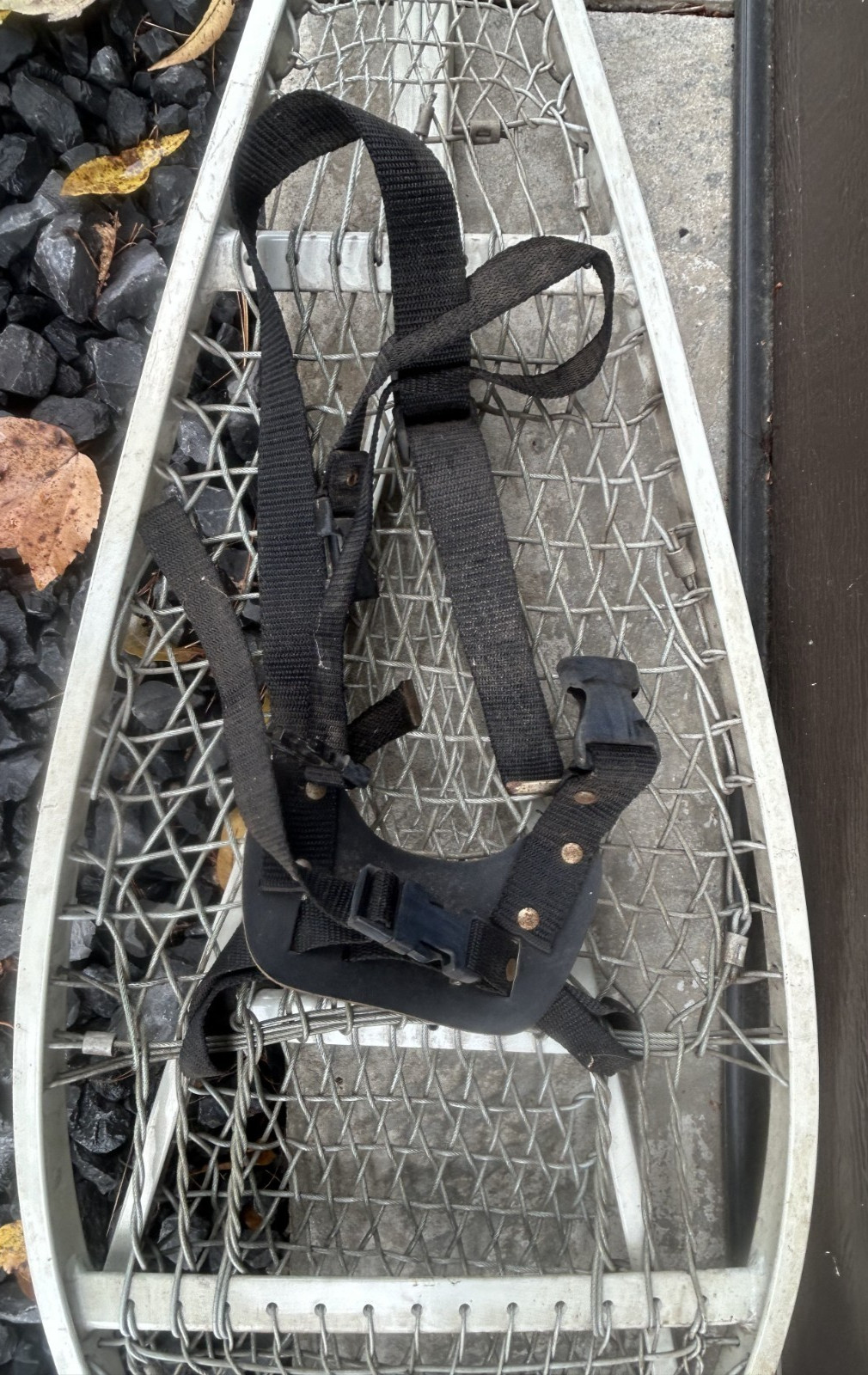 U.S. Military 1986 Magline of Canada 47" snowshoes w/bindings,free U.S. shipping