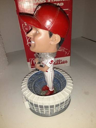 2003 VETERANS STADIUM COMMEMORATIVE Philadelphia Phillies McDONALD'S BOBBLE HEAD - Picture 4 of 6