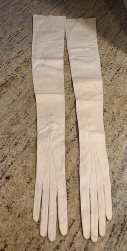 Vintage Antique? Size XS 6 Ivory 26" Long Formal Opera Gloves France Buttons - Picture 2 of 21
