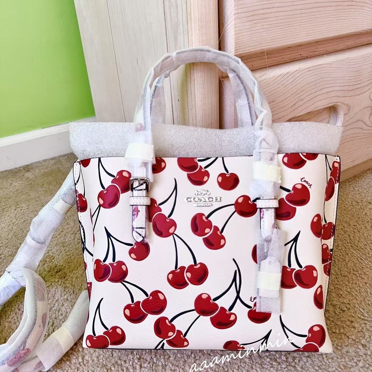 【COACH】Mollie Tote Bag 25★Cherry Prin★ NWT Coach Mollie Tote Bag 25 In Signature Canvas With Cherry
