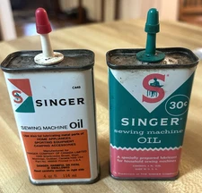 2 Vintage SINGER SEWING MACHINE Oil Cans    4 Oz size
