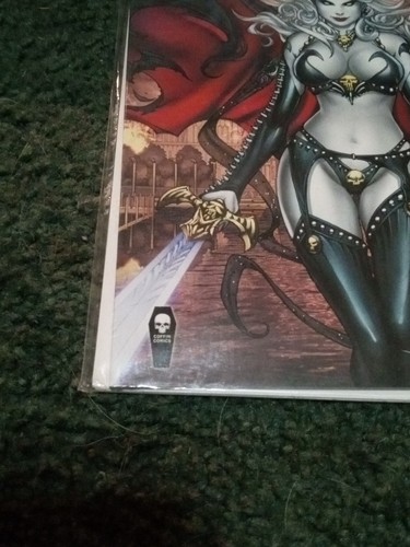 Lady Death Chaos Rules #1 Chrome Cover Coffin Comics Signed NM Poster Cards Ect. - Picture 8 of 9