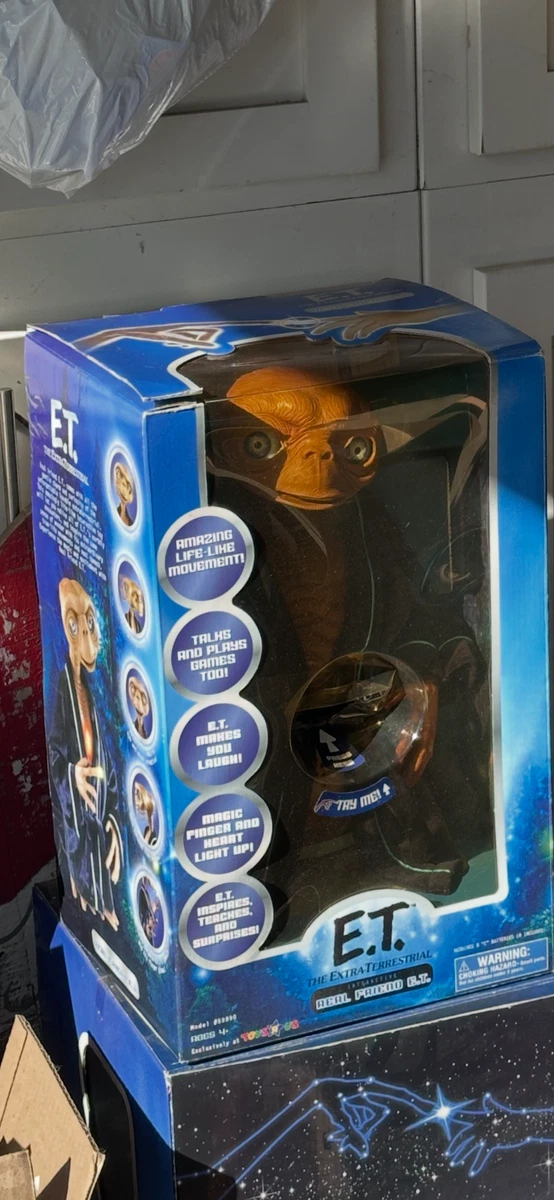 TV Character/Cartoon E.T. the Extra-Terrestrial Plastic Action