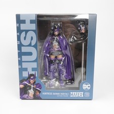 MAFEX No 170 Huntress Batman Hush Ver Sealed