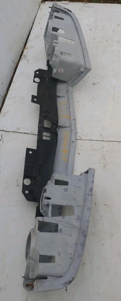 Panel de cabezal Chevrolet Cavalier 1984-1987 nuevo Foto 4 de 4