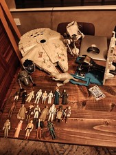 Vintage Star Wars Toys Bundle. 21 Small 4 Large figures & Millennium Falcon