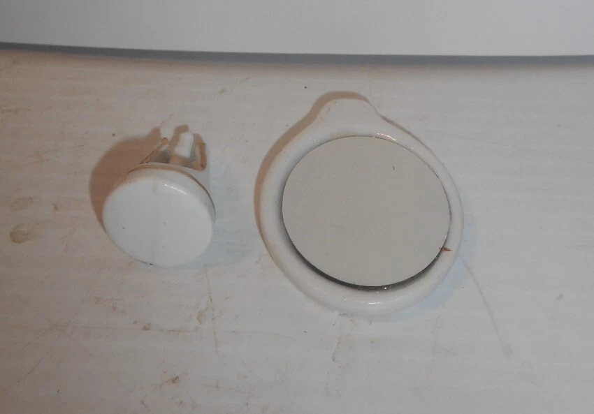 Soporte para cepillo de inodoro de baño miniatura para casa de muñecas y espejo de porcelana escala 1:12 Foto 3 de 3