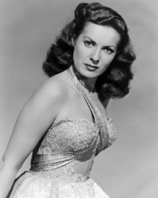 Famous Model Actress MAUREEN O'HARA Glossy 8x10 Photo Print Celebrity Poster