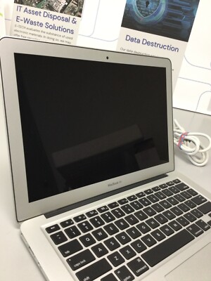 Apple MacBook Air 13