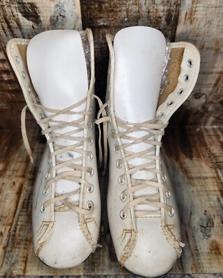 Vintage Roller Skates OFFICIAL ROLLER DERBY Steel Wheel Retro Decor Skate White