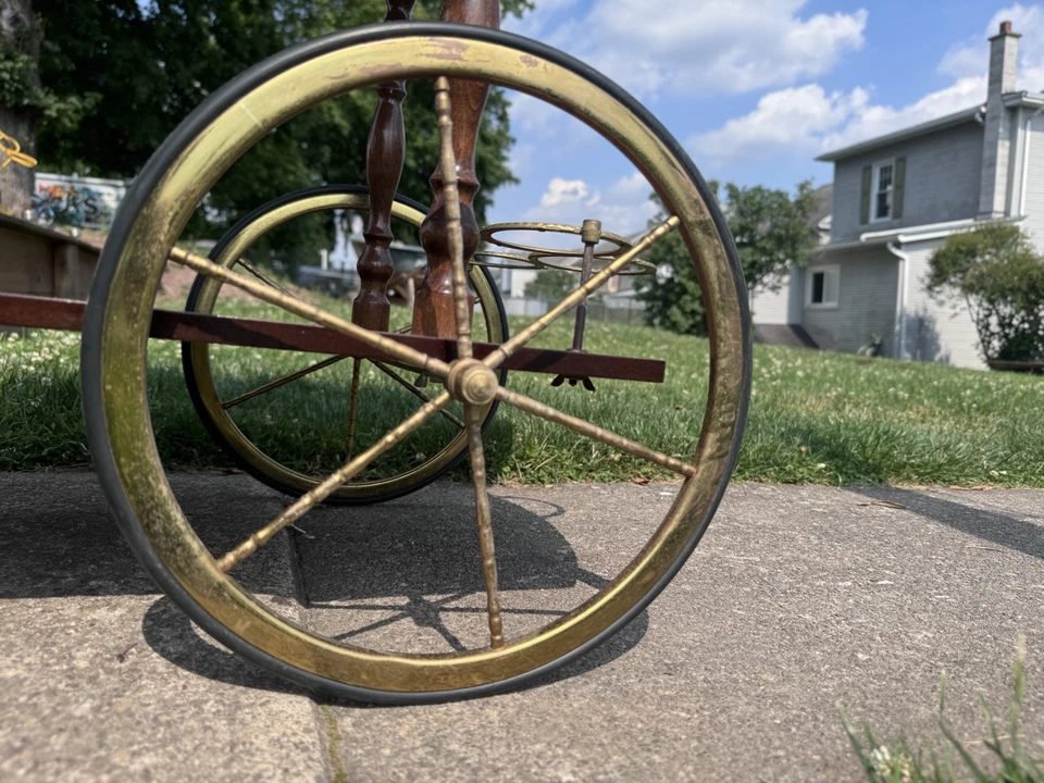 Vtg INLAID Wood MARQUETRY Portable Liquor Bar Coffee Trolly Cart Drop Leaf ITALY - Image 2 of 4