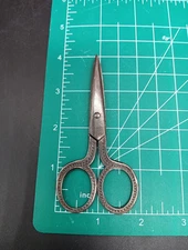 Vintage Steel USA Small Scissors Dress Maker Sewing Ornate Design FAST SHIPPING 