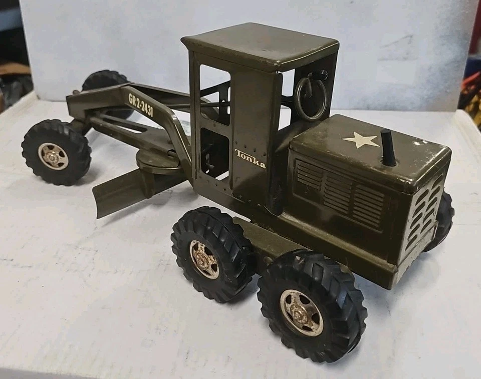 Vintage Tonka GR 2-2431 Road Grader - Image 4 of 4