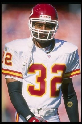 Running back Marcus Allen Kansas City Chiefs looks on at a game v - Old Photo 3