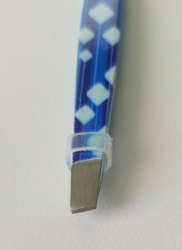 Lady Design Slanted Tip Tweezers By Stella - Picture 3 of 3