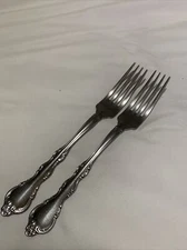 International Lyon Stainless Allure Dinner Fork 2 Pieces As Shown (R)