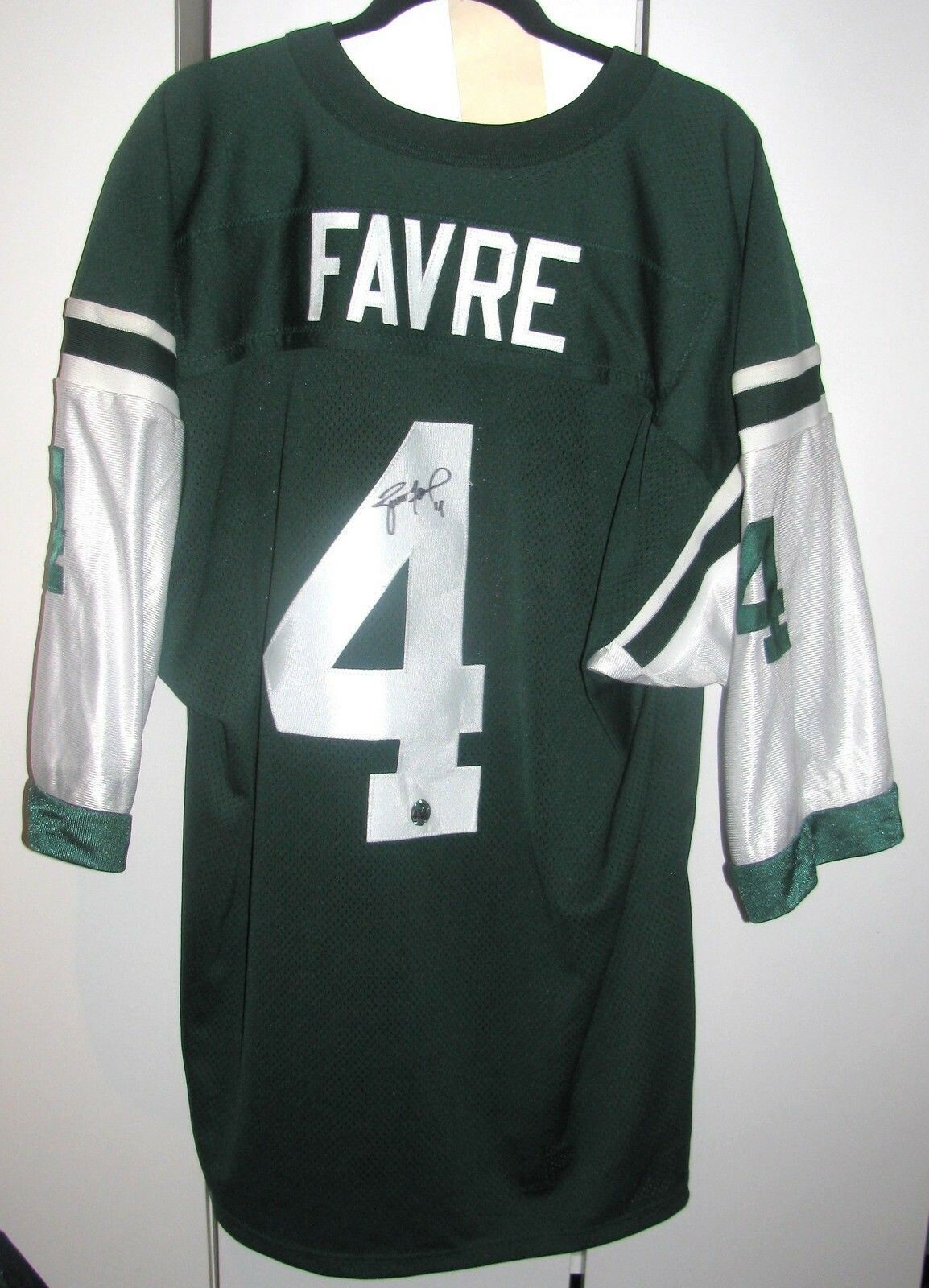 2008 NEW YORK JETS BRETT FAVRE AUTOGRAPHED JERSEY 