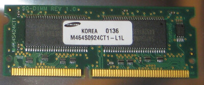 64MB SAMSUNG SDRAM 100MHz PC-100 SO-DIMM 144-pol. CL2 M464S0924CT1-L1L  3,3V
