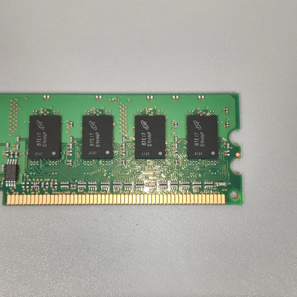 Micron MT8HTF12864AY-800E1 PC2-6400U-666-12-D0 1GB Memory RAM DDR2-800Mhz - Image 3 of 4