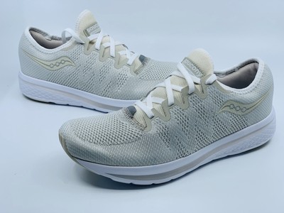 saucony men's versafoam flame running shoe