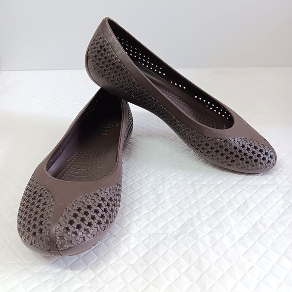 Crocs Ballet Flats Slip-On Womens Size 10 Brown Woven Style
