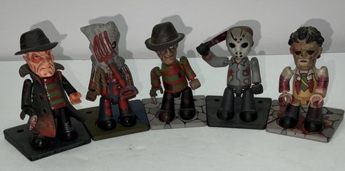 Mezco Toys Cinema of Fear Series 2 A Nightmare on Elm Street Freddy