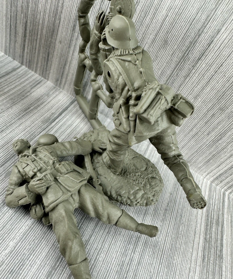 Conte Collectibles WWII Lot Of 8 German Toy Soldiers 54mm - Image 3 of 4