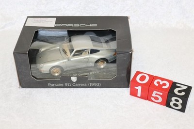 Burago Porsche 911 Carrera 1993 Modellauto 1:18  -158- Umbau