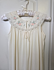 Vtg 1970s Nightgown Ivory Floral Embroidery Lace Bow Lingerie Cottage Size M