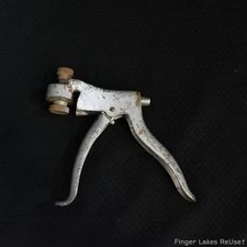 Saw Set, Vintage Made in USA Woodworkers Pistol Grip Hand Saw Tooth Setter