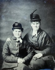 Antique 19th C Tintype Victorian Civil War Era Photo Photograph Mother Daughter