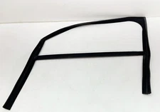 10-18 Jaguar XJL XJ Front Left Door Window Weatherstrip Run Seal Channel
