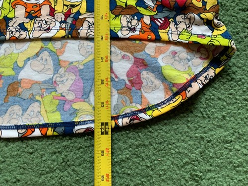 LULAROE DISNEY SNOW WHITE & THE SEVEN DWARFS PAJAMA TOP PJ SHIRT SIZE 8 NEW - Picture 8 of 8