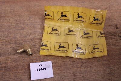 John Deere M84497 Elbow Fitting NOS NEU genuine xs11449