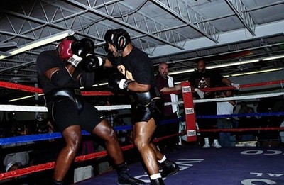 Large Old Boxing Photo Mike Tyson Trains For An Upcoming Fight 2